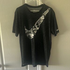 Nike Men's Charcoal Graphic Tee
